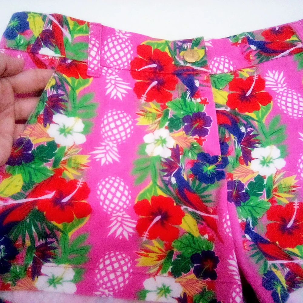 Macbeth Collection by Margaret Josephs Pink 100% Cotton Tropical Shorts Size M